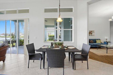 Villa ou maison à vendre à Port St. Lucie, Floride: 4 chambres, 273.41 m2 № 2428488 - photo 14