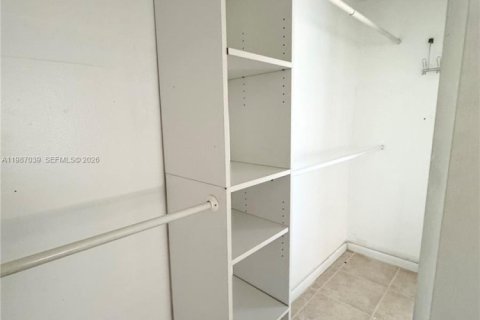 Купить кондоминиум в Майами, Флорида 2 спальни, 105.91м2, № 2049596 - фото 14