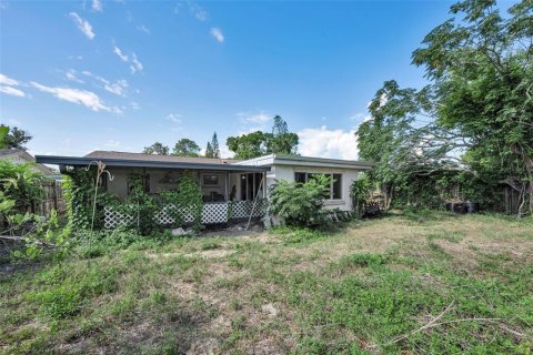 House in Holiday, Florida 2 bedrooms, 110.46 sq.m. № 2157694 - photo 29