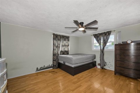 House in Holiday, Florida 2 bedrooms, 110.46 sq.m. № 2157694 - photo 18
