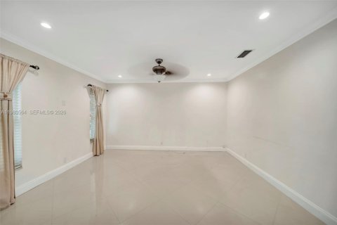 Villa ou maison à vendre à Cooper City, Floride: 3 chambres, 161.46 m2 № 2043142 - photo 20