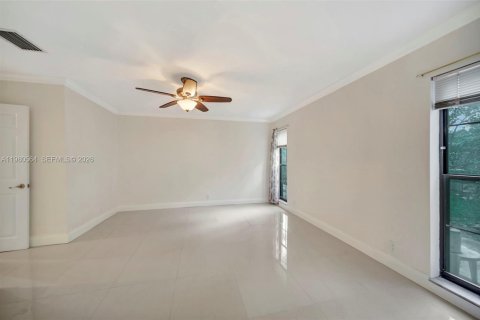 Villa ou maison à vendre à Cooper City, Floride: 3 chambres, 161.46 m2 № 2043142 - photo 23