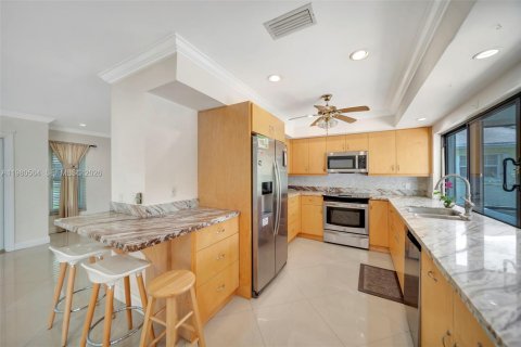 Villa ou maison à vendre à Cooper City, Floride: 3 chambres, 161.46 m2 № 2043142 - photo 4