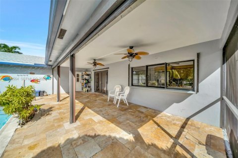 Villa ou maison à vendre à Cooper City, Floride: 3 chambres, 161.46 m2 № 2043142 - photo 29