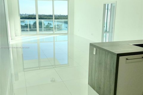 Condominio en venta en Sunny Isles Beach, Florida, 2 dormitorios, 144.28 m2 № 2012874 - foto 20