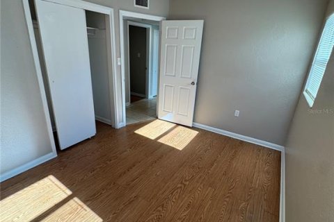 Casa en venta en Tampa, Florida, 4 dormitorios, 119.47 m2 № 2101889 - foto 20