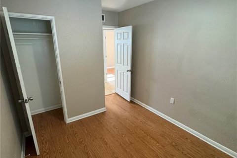 Casa en venta en Tampa, Florida, 4 dormitorios, 119.47 m2 № 2101889 - foto 15