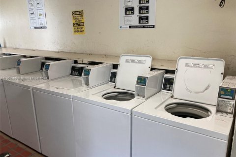 Copropriété à vendre à Miami, Floride: 1 chambre, 70.61 m2 № 1973371 - photo 8