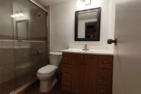 Condominio en alquiler en Sunny Isles Beach, Florida, 33.44 m2 № 2012140 - foto 11