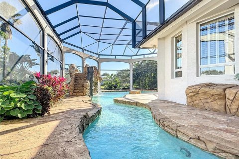 House in Bonita Springs, Florida 4 bedrooms, 728.17 sq.m. № 1556833 - photo 11