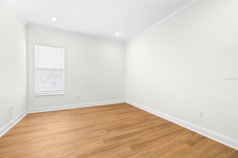 House in Lakeland, Florida 3 bedrooms, 309.36 sq.m. № 1916086 - photo 22