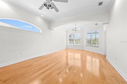 House in Lakeland, Florida 3 bedrooms, 309.36 sq.m. № 1916086 - photo 12