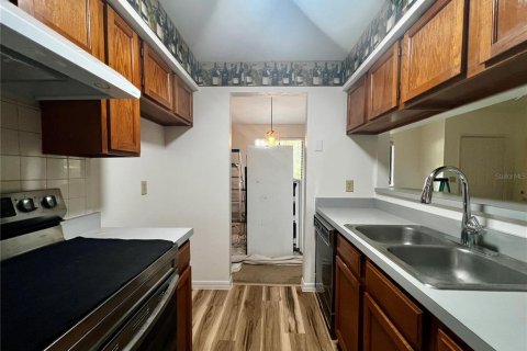 Dúplex en venta en Gainesville, Florida, 2 dormitorios, 85.28 m2 № 1644470 - foto 3