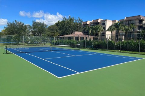Condominio en alquiler en Miami, Florida, 1 dormitorio, 78.04 m2 № 1896175 - foto 20