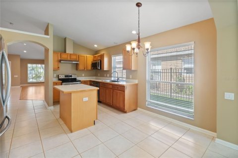 House in Orlando, Florida 4 bedrooms, 181.72 sq.m. № 1873536 - photo 12
