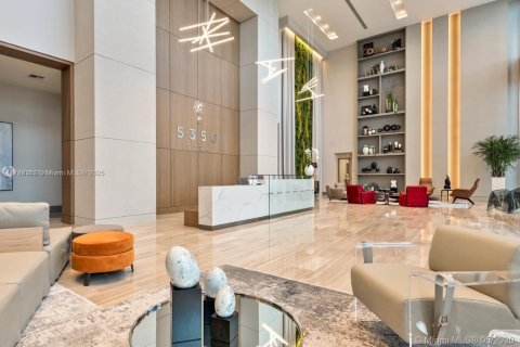 Condominio en venta en Doral, Florida, 1 dormitorio, 60.48 m2 № 1867552 - foto 11