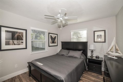 Casa en alquiler en Clearwater, Florida, 3 dormitorios, 116.22 m2 № 1796754 - foto 10