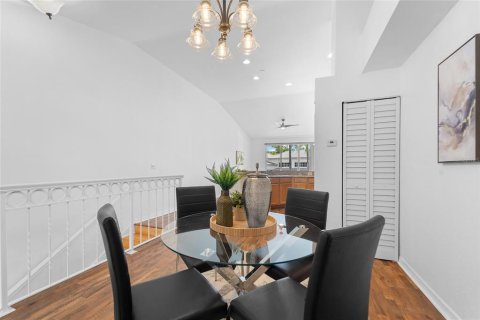 Condo in Tampa, Florida, 2 bedrooms  № 1878081 - photo 8