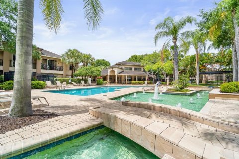 Condo in Tampa, Florida, 2 bedrooms  № 1878081 - photo 22