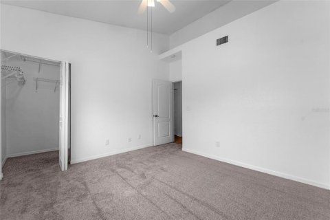 Condo in Tampa, Florida, 2 bedrooms  № 1878081 - photo 13