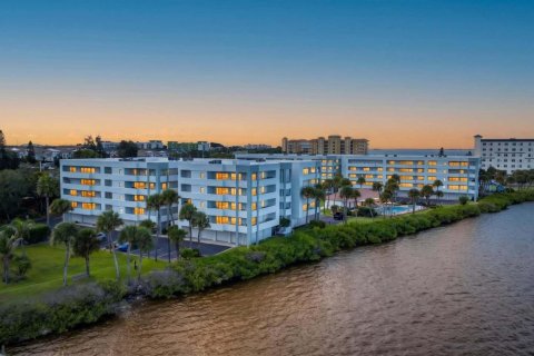 Condo à Palm Bay, Floride, 3 chambres № 2374853