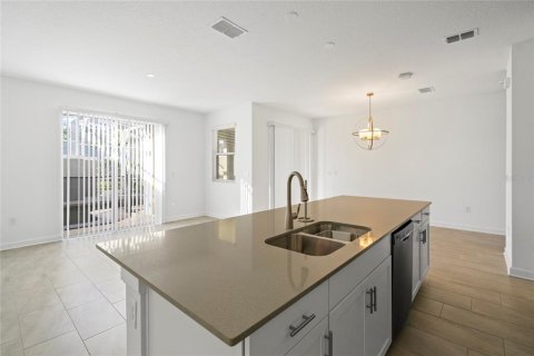 Adosado en alquiler en Davenport, Florida, 4 dormitorios, 177.81 m2 № 1688061 - foto 7