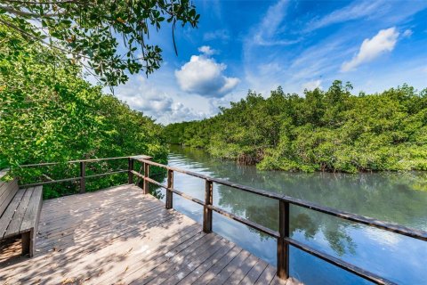Condominio en venta en Clearwater, Florida, 2 dormitorios, 79.25 m2 № 1508901 - foto 21