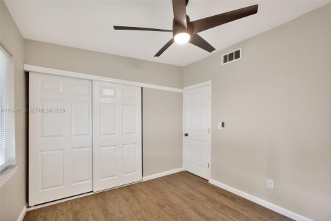 Villa ou maison à vendre à Lake Worth, Floride: 3 chambres, 83.8 m2 № 2008961 - photo 26