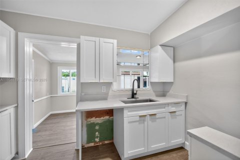 Villa ou maison à vendre à Lake Worth, Floride: 3 chambres, 83.8 m2 № 2008961 - photo 11