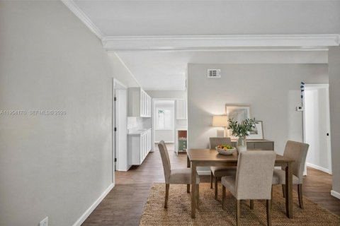 Villa ou maison à vendre à Lake Worth, Floride: 3 chambres, 83.8 m2 № 2008961 - photo 2