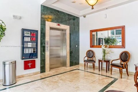 Copropriété à vendre à Miami, Floride: 2 chambres, 95.69 m2 № 1706015 - photo 3