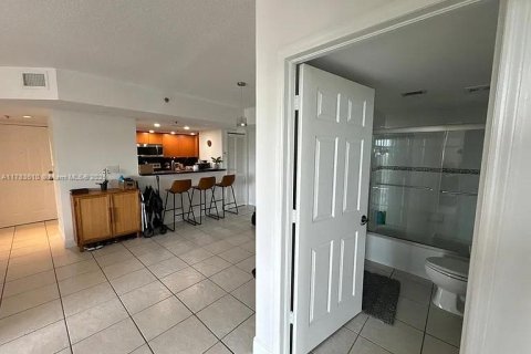 Copropriété à vendre à Miami, Floride: 2 chambres, 95.69 m2 № 1706015 - photo 9