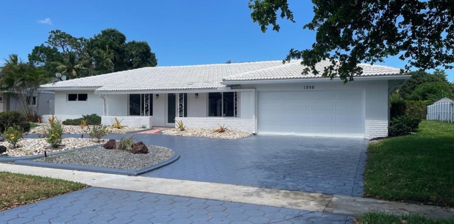 Casa en Plantation, Florida 4 dormitorios, 218.13 m2 № 1134964