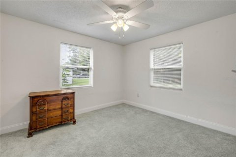 Commercial property in New Smyrna Beach, Florida № 2379246 - photo 23