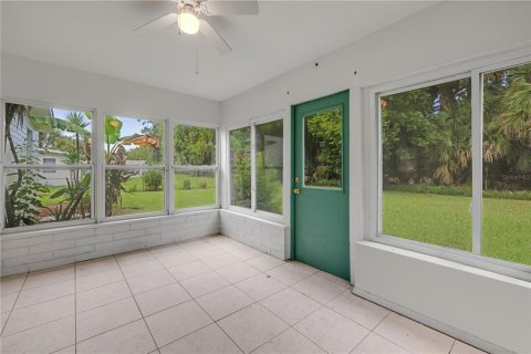 Commercial property in New Smyrna Beach, Florida № 2379246 - photo 27