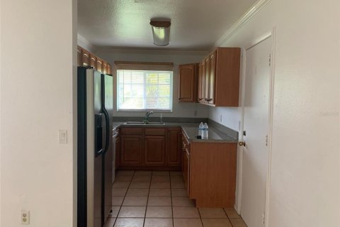 Villa ou maison à louer à Port Charlotte, Floride: 2 chambres, 83.98 m2 № 1901820 - photo 4