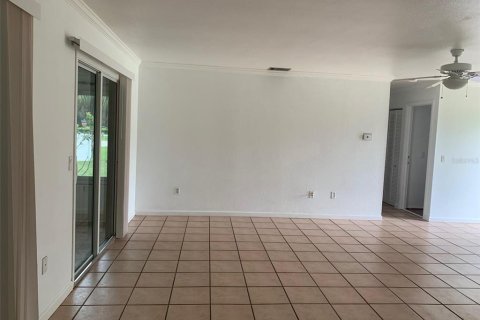 Villa ou maison à louer à Port Charlotte, Floride: 2 chambres, 83.98 m2 № 1901820 - photo 8