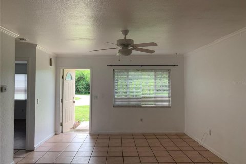 Villa ou maison à louer à Port Charlotte, Floride: 2 chambres, 83.98 m2 № 1901820 - photo 9