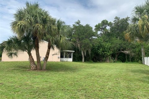 Villa ou maison à louer à Port Charlotte, Floride: 2 chambres, 83.98 m2 № 1901820 - photo 17