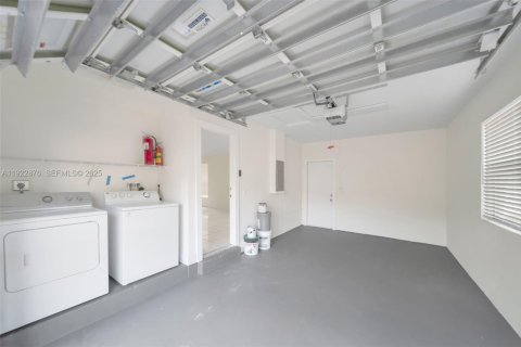 Touwnhouse à vendre à Davie, Floride: 3 chambres, 184.5 m2 № 1986852 - photo 10