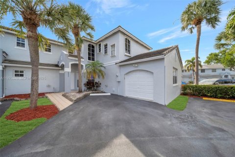 Touwnhouse à vendre à Davie, Floride: 3 chambres, 184.5 m2 № 1986852 - photo 7