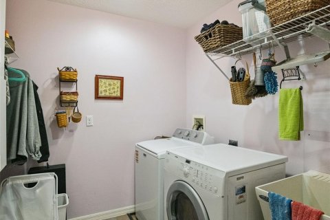 Villa ou maison à vendre à Leesburg, Floride: 3 chambres, 192.31 m2 № 2350331 - photo 19