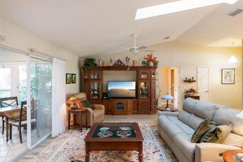Villa ou maison à vendre à Leesburg, Floride: 3 chambres, 192.31 m2 № 2350331 - photo 6