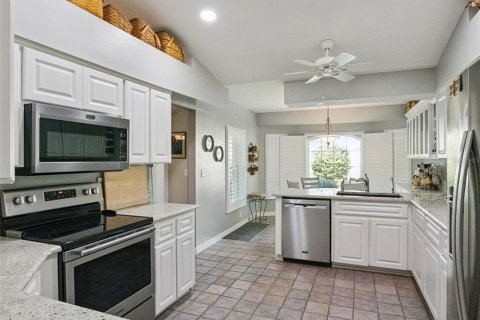 Villa ou maison à vendre à Leesburg, Floride: 3 chambres, 192.31 m2 № 2350331 - photo 12