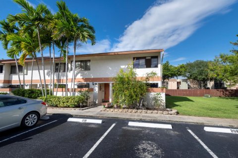 Touwnhouse à vendre à Davie, Floride: 3 chambres, 123.37 m2 № 2431422 - photo 23