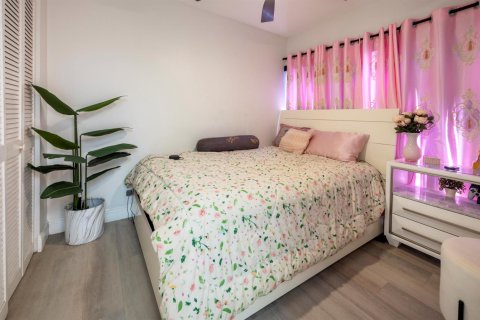 Touwnhouse à vendre à Davie, Floride: 3 chambres, 123.37 m2 № 2431422 - photo 18
