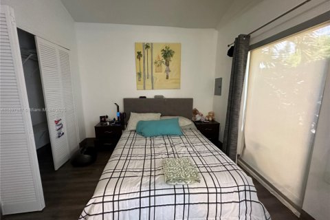 Снять в аренду виллу или дом в Майами, Флорида № 1949682 - фото 9