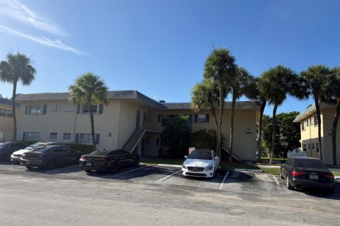 Condo in Deerfield Beach, Florida, 2 bedrooms № 2245005