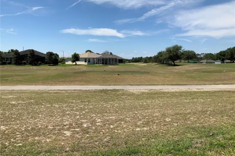 House in Leesburg, Florida 3 bedrooms, 158.77 sq.m. № 2110669 - photo 15