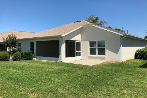 House in Leesburg, Florida 3 bedrooms, 158.77 sq.m. № 2110669 - photo 2